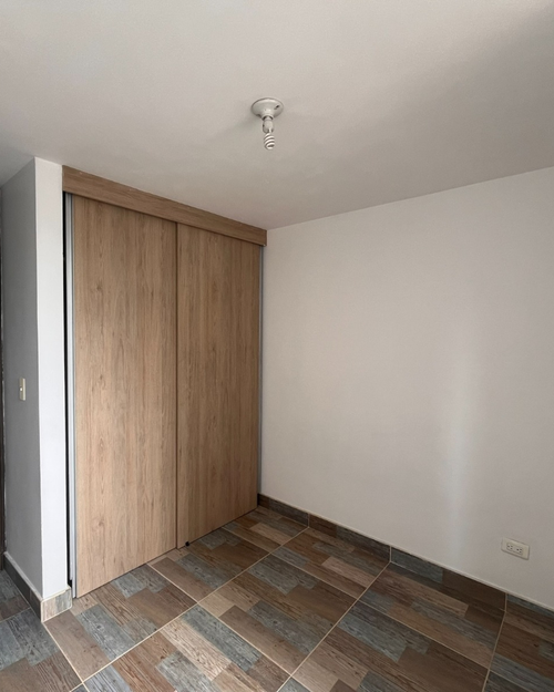 Apartamento de 2 alcobas en venta en Niquia, Bello, 56 m² · foto 4 de 13