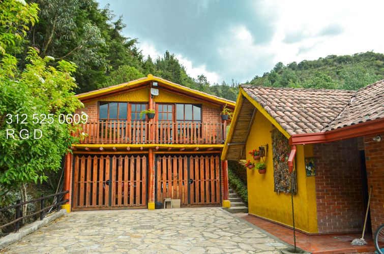Casa de 6 alcobas en venta en Montana, Sopó · foto 3 de 24
