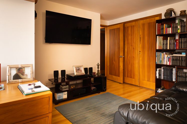 Apartamento de 2 alcobas en venta en La Salle, Bogotá, 70 m² · foto 16 de 24