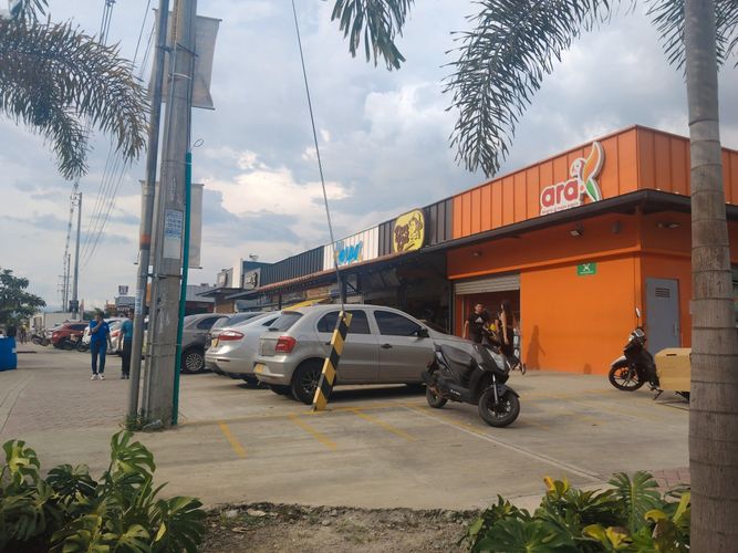 Local en venta en Bochalema, Cali, 30 m² · foto 15 de 20