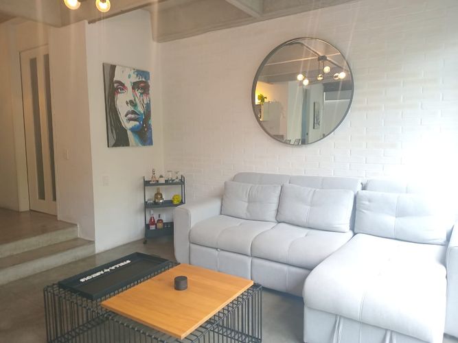 Apartamento de 1 alcoba en arriendo en El Poblado, Medellín, 58 m² · foto 2 de 16