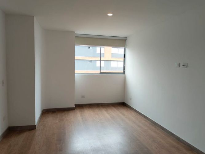 Apartamento de 2 alcobas en arriendo en El Poblado, Medellín, 84 m² · foto 11 de 15
