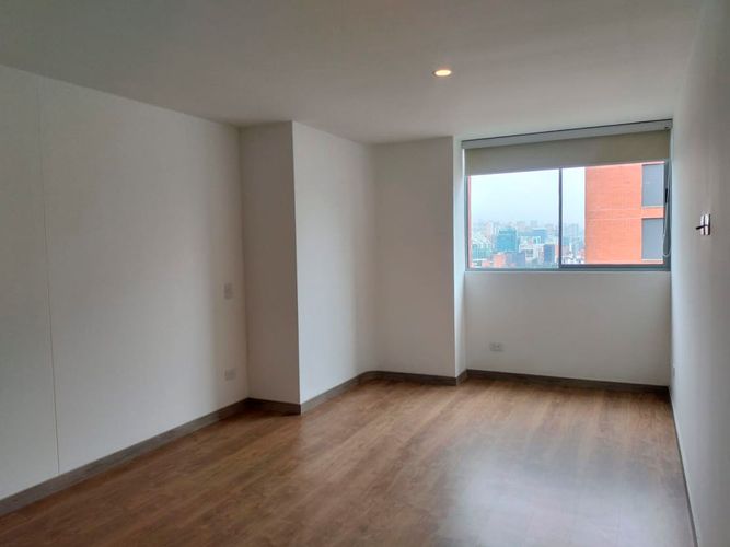 Apartamento de 2 alcobas en arriendo en El Poblado, Medellín, 84 m² · foto 13 de 15