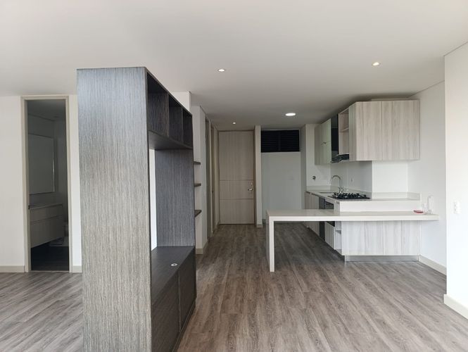 Apartamento de 1 alcoba en arriendo en El Poblado, Medellín, 56 m² · foto 4 de 11