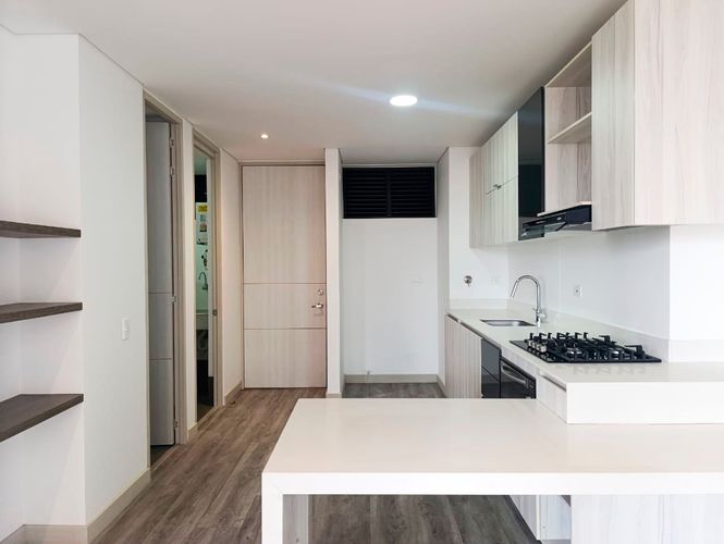 Apartamento de 1 alcoba en arriendo en El Poblado, Medellín, 56 m² · foto 5 de 11