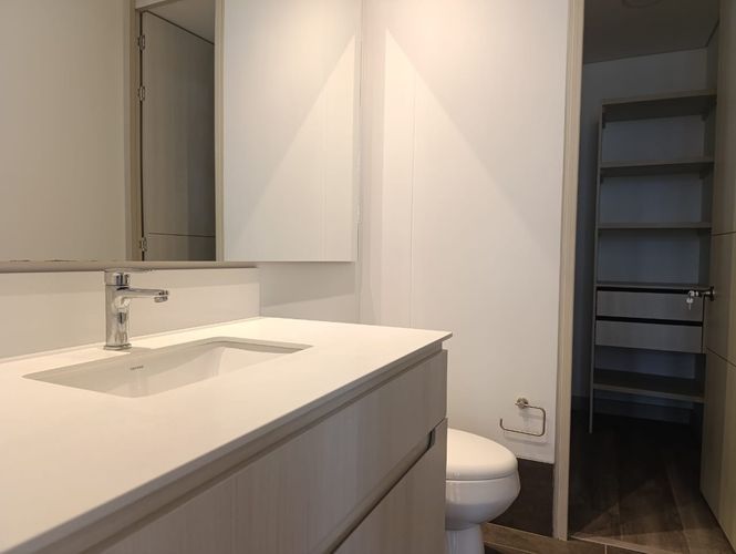 Apartamento de 1 alcoba en arriendo en El Poblado, Medellín, 56 m² · foto 10 de 11