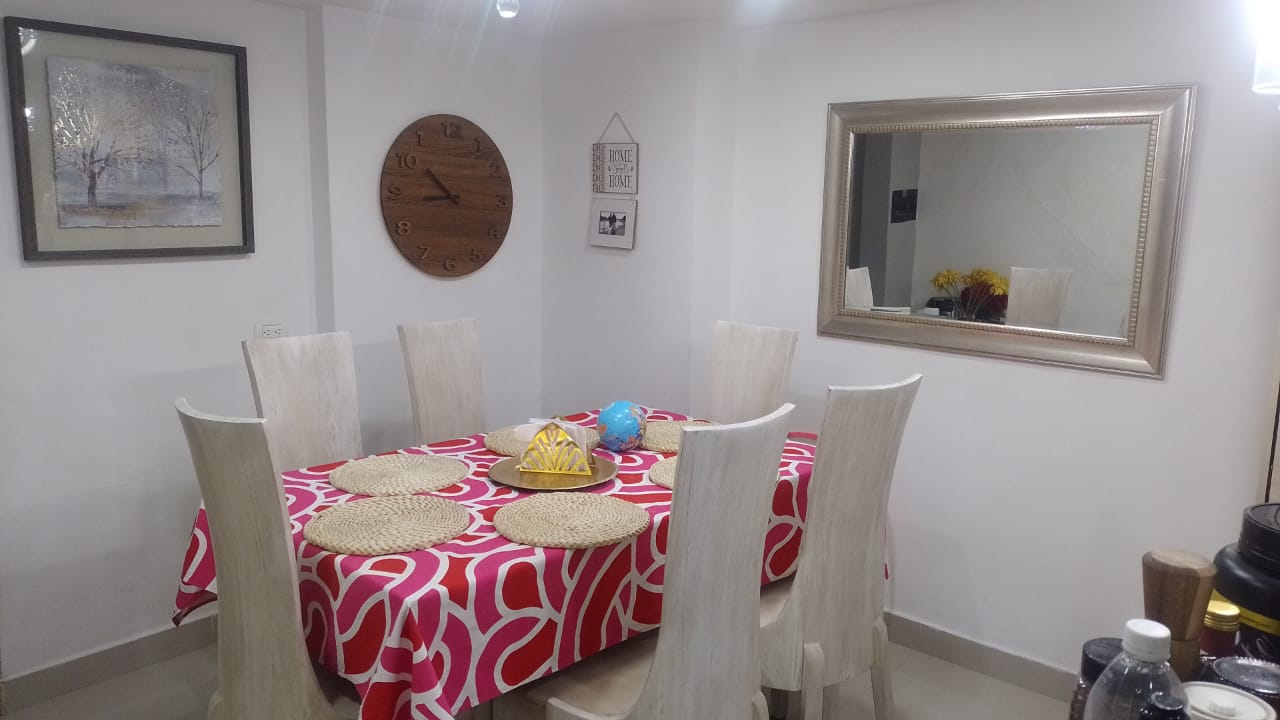 Casa en venta en Marsella, Bogotá · foto 3 de 24