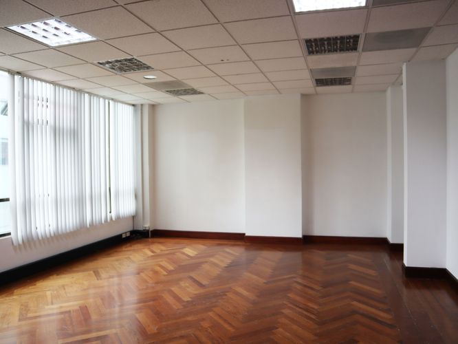 Oficina en venta en El Poblado, Medellín, 464 m² · foto 17 de 20