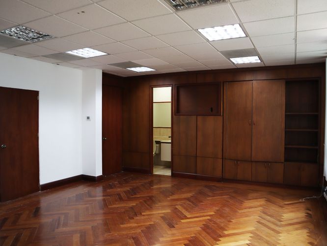 Oficina en venta en El Poblado, Medellín, 464 m² · foto 18 de 20