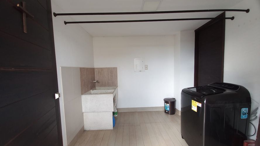 Casa de 6 alcobas en venta en Puerto Espejo, Armenia, 420 m² · foto 8 de 22