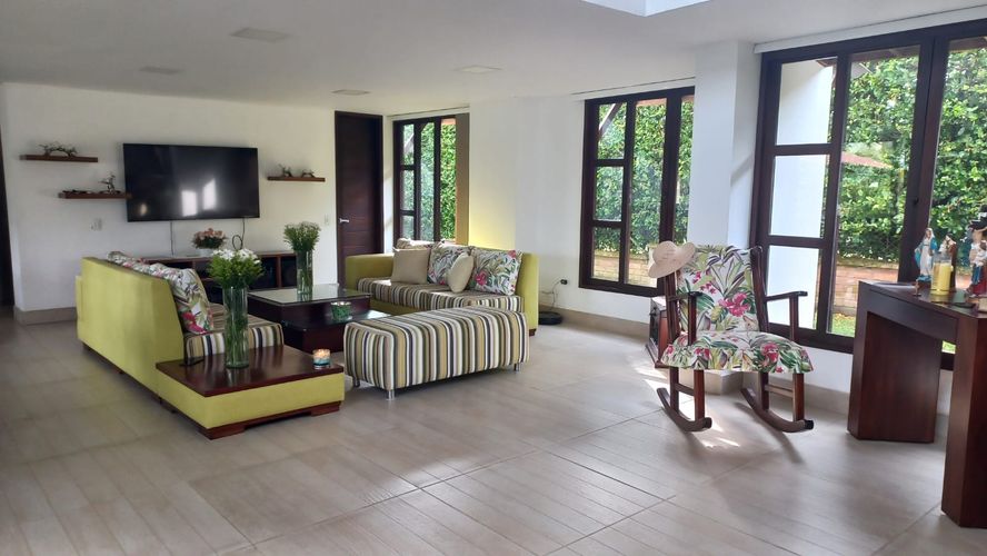 Casa de 6 alcobas en venta en Puerto Espejo, Armenia, 420 m² · foto 9 de 22