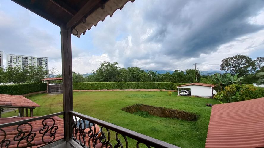 Casa de 6 alcobas en venta en Puerto Espejo, Armenia, 420 m² · foto 13 de 22