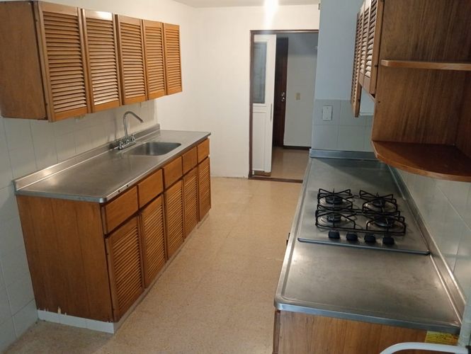 Apartamento de 3 alcobas en arriendo en Laureles, Medellín, 131 m² · foto 4 de 20