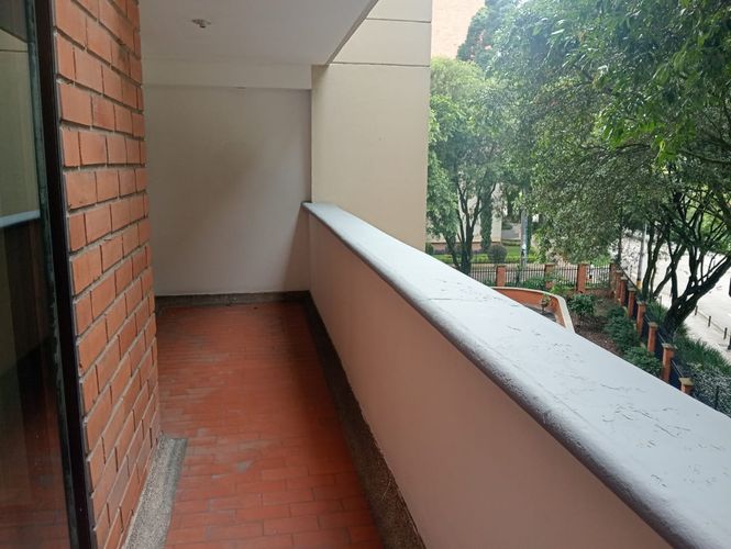 Apartamento de 3 alcobas en arriendo en Laureles, Medellín, 131 m² · foto 20 de 20