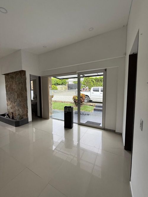 Casa de 4 alcobas en venta en Ciudadela Comfenalco, Armenia, 510 m² · foto 5 de 23