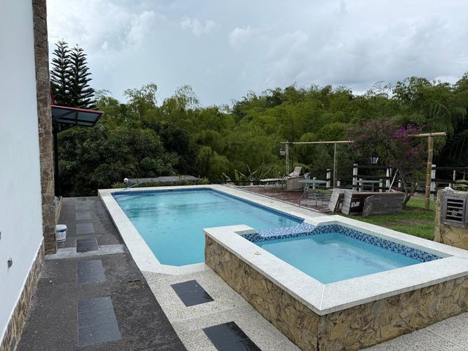 Casa de 4 alcobas en venta en Ciudadela Comfenalco, Armenia, 510 m² · foto 8 de 23