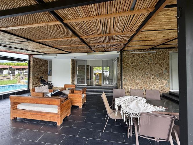 Casa de 4 alcobas en venta en Ciudadela Comfenalco, Armenia, 510 m² · foto 11 de 23