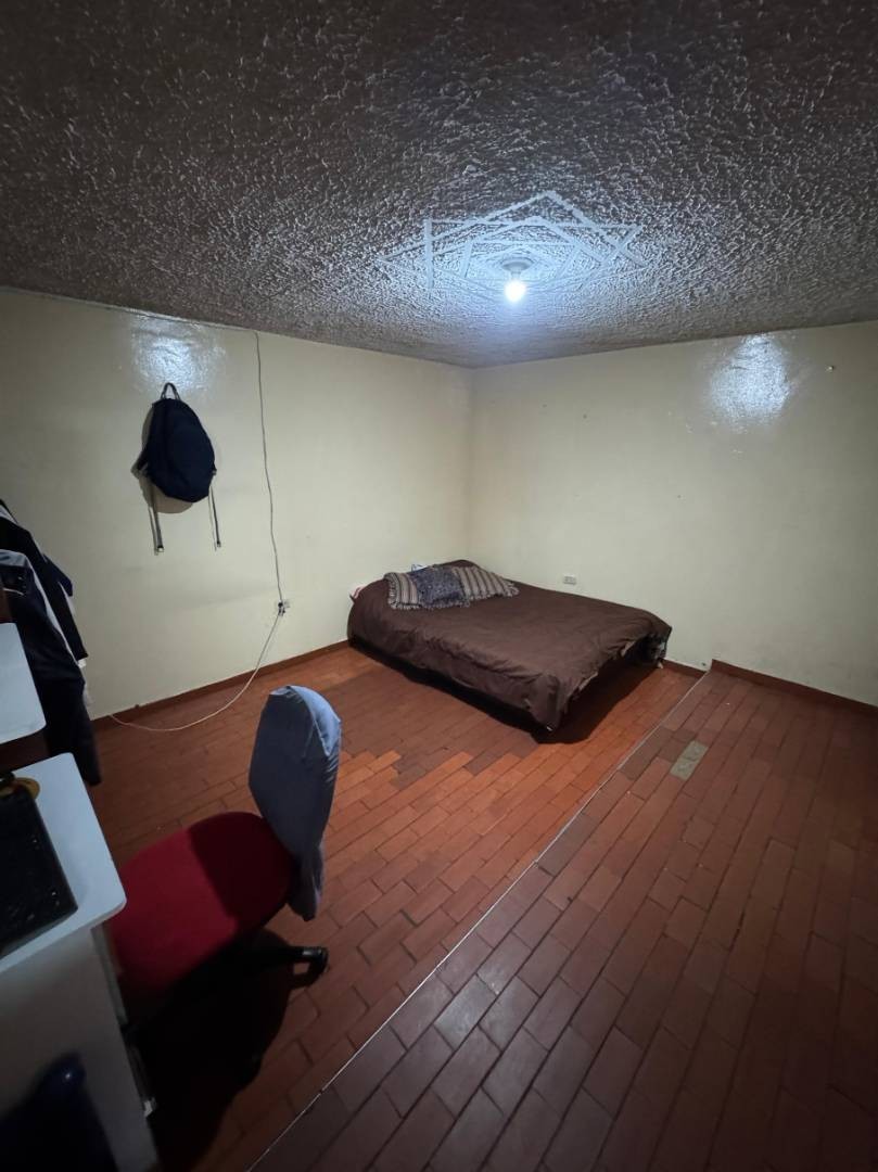 Casa en venta en El Carmen, Bogotá · foto 9 de 19