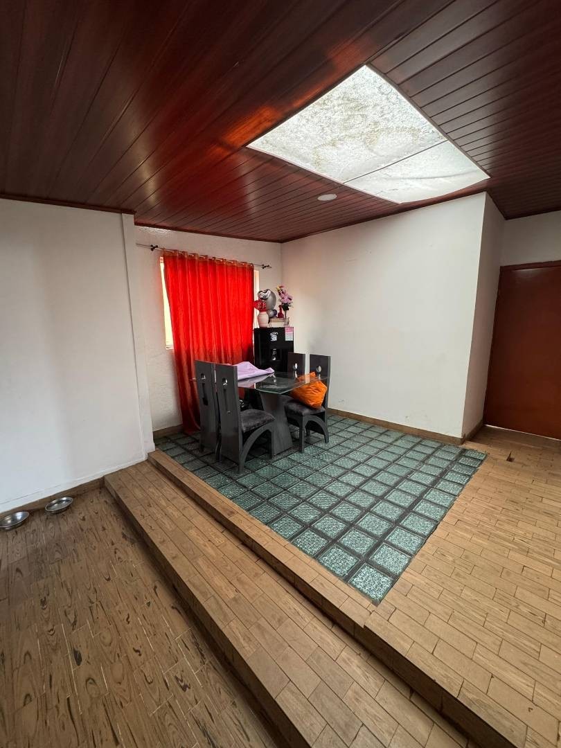 Casa en venta en El Carmen, Bogotá · foto 17 de 19