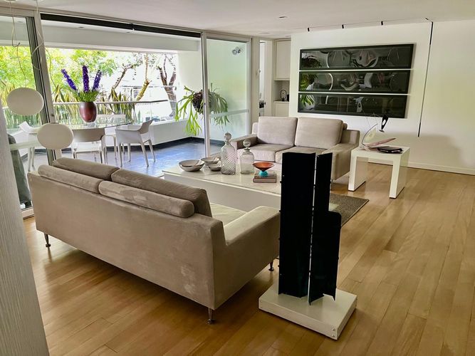 Apartamento de 3 alcobas en venta en Cristales, Cali, 200 m² · foto 2 de 24