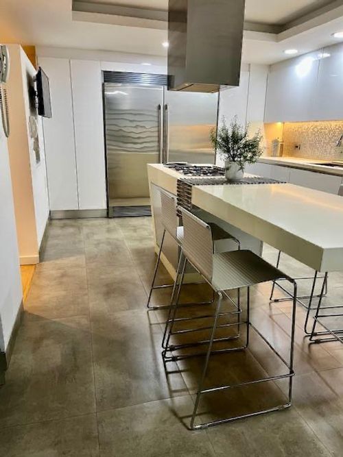 Apartamento de 3 alcobas en venta en Cristales, Cali, 200 m² · foto 14 de 24