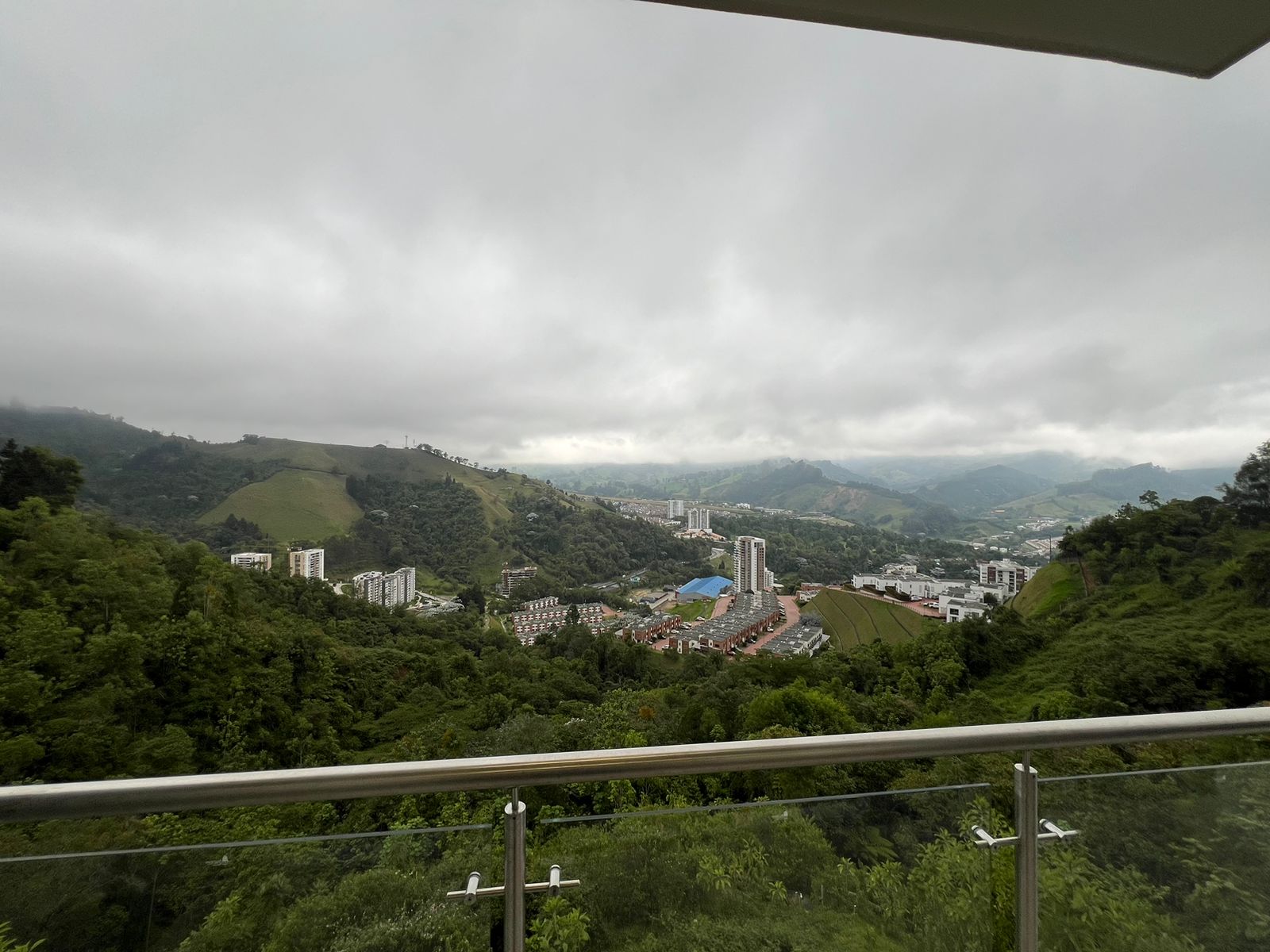 Apartamento en venta en Milan, Manizales · foto 2 de 12