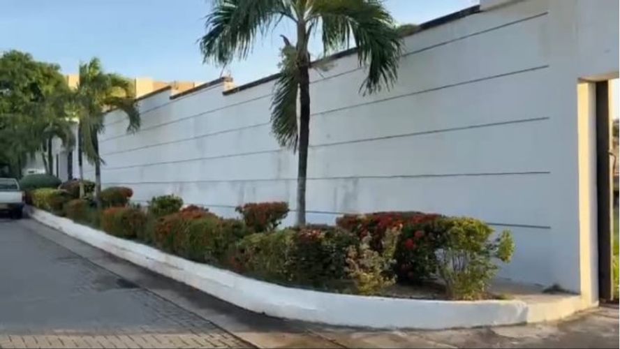 Lote en venta en Urbanizacion Los Corales, Barranquilla, 4883 m² · foto 2 de 9