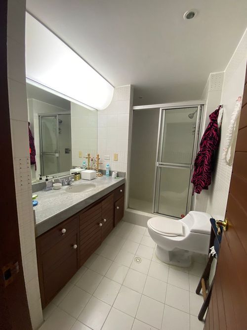Apartamento de 3 alcobas en venta en Los Rosales, Bogotá, 198 m² · foto 23 de 23