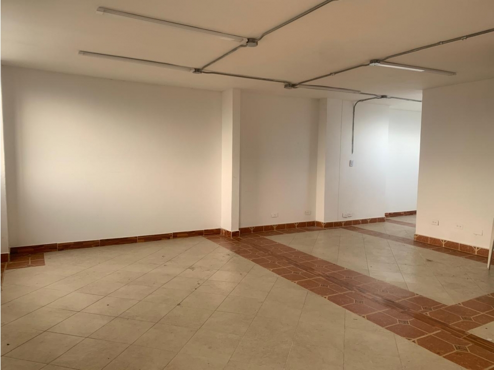 Warehouse for sale in Centro, Medellín 4