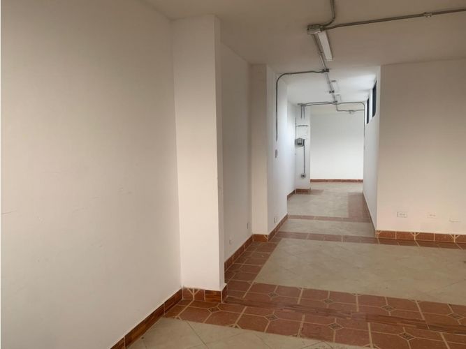 Bodega en venta en Villa Nueva, Medellín, 185 m² · foto 6 de 12