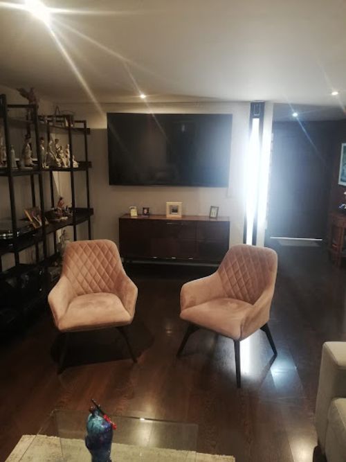 Casa de 4 alcobas en venta en Santa Bibiana, Bogotá, 290 m² · foto 3 de 24