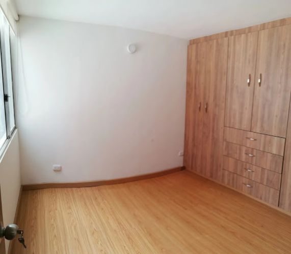 Apartamento de 2 alcobas en venta en La Granja Norte, Bogotá, 38 m² · foto 3 de 6