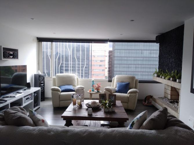 Apartamento de 3 alcobas en venta en Santa Bibiana, Bogotá, 177 m² · foto 4 de 17