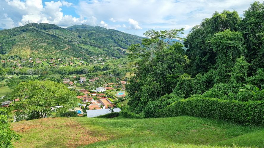 Lote en venta en Av Paralela, Manizales, 3400 m² · foto 10 de 11