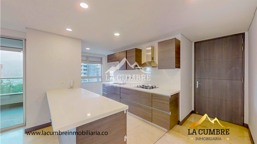 Apartamento de 3 alcobas en arriendo en Castropol, Medellín, 146 m² · foto 6 de 17