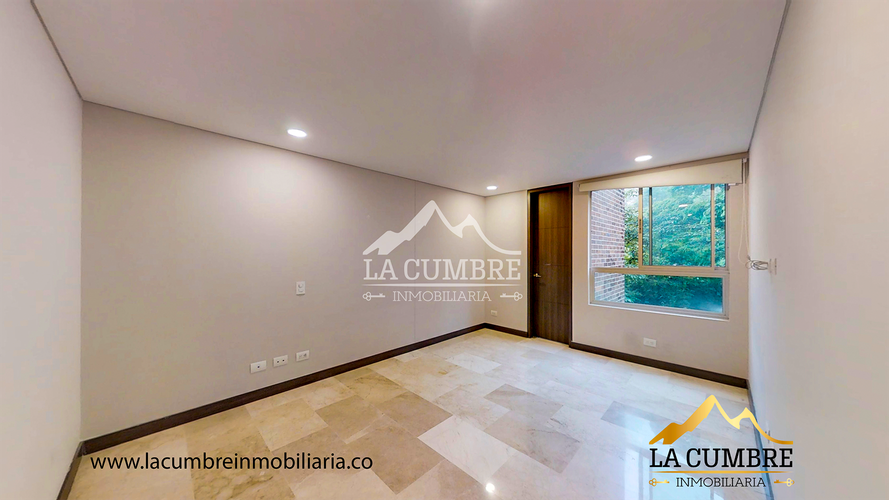 Apartamento de 3 alcobas en arriendo en Castropol, Medellín, 146 m² · foto 12 de 17