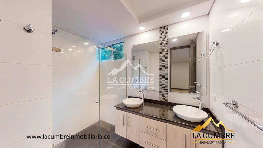 Apartamento de 3 alcobas en arriendo en Castropol, Medellín, 146 m² · foto 13 de 17