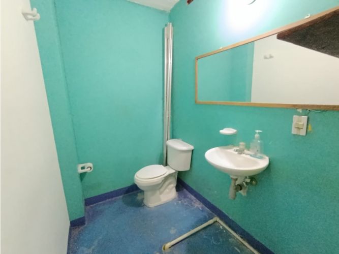 Local en arriendo en Conquistadores, Medellín, 75 m² · foto 8 de 10
