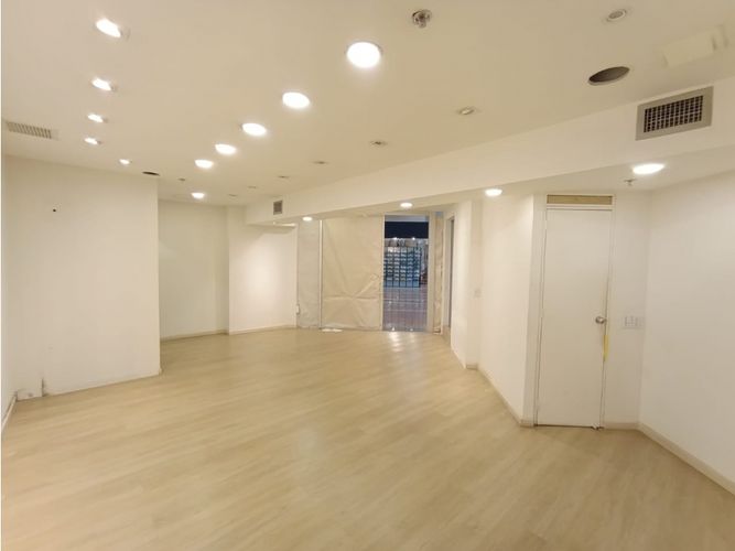 Local en arriendo en Conquistadores, Medellín, 70 m² · foto 4 de 12