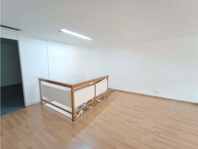 Local en arriendo en Conquistadores, Medellín, 99 m² · foto 11 de 14