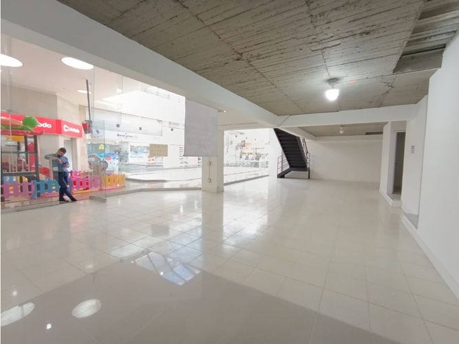 Local en arriendo en Conquistadores, Medellín, 144 m² · foto 15 de 19