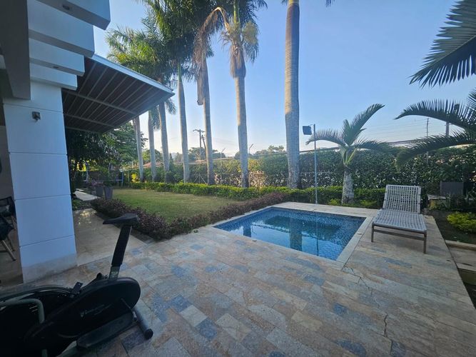 Casa de 4 alcobas en venta en Ciudad Jardin, Cali, 900 m² · foto 2 de 24