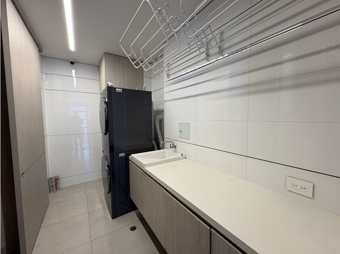 Apartamento en venta en Ingemar Oriental, Bogotá · foto 19 de 24