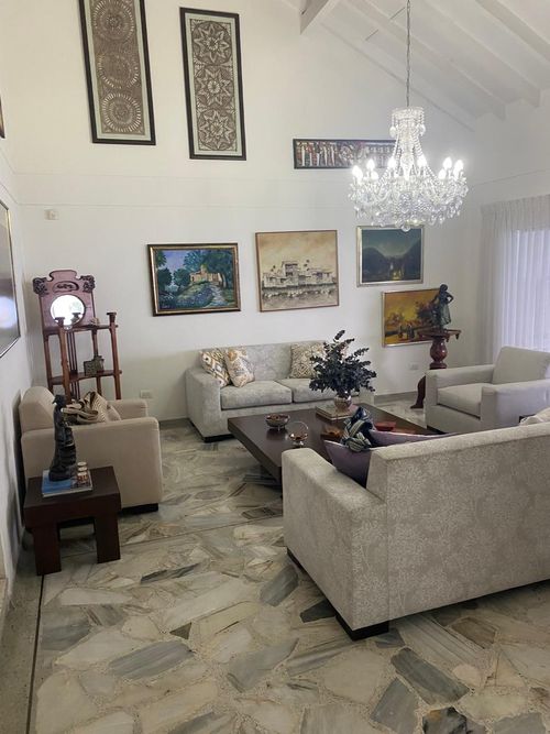 Casa de 3 alcobas en venta en Cristales, Cali, 370 m² · foto 8 de 18