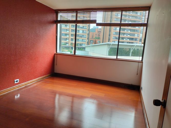 Apartamento de 3 alcobas en venta en El Poblado, Medellín, 225 m² · foto 12 de 15