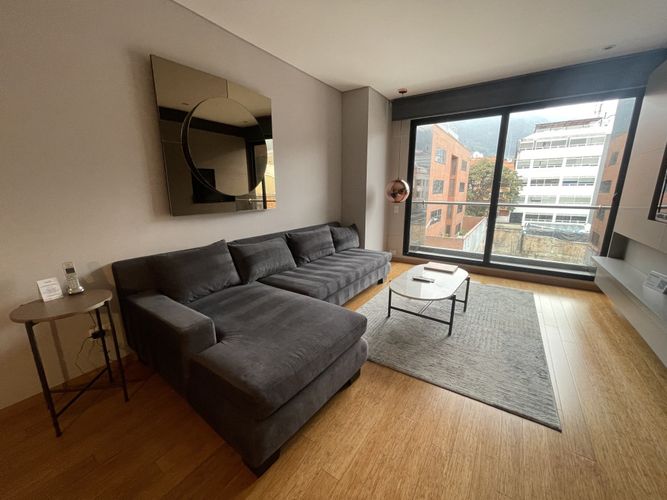 Apartamento de 1 alcoba en venta en Chico Norte, Bogotá, 72 m² · foto 5 de 24