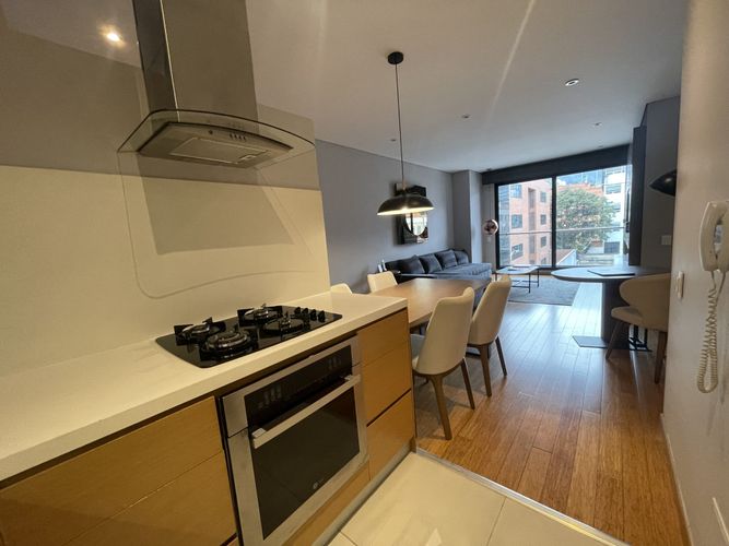 Apartamento de 1 alcoba en venta en Chico Norte, Bogotá, 72 m² · foto 8 de 24