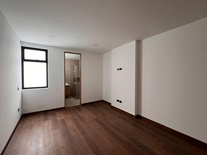 Casa de 4 alcobas en venta en Llano Grande, Rionegro, 250 m² · foto 11 de 15