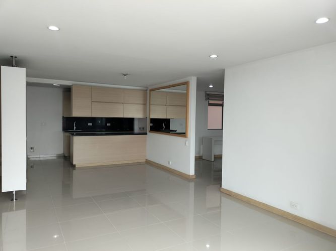 Apartamento en venta en Otraparte, Envigado · foto 2 de 16