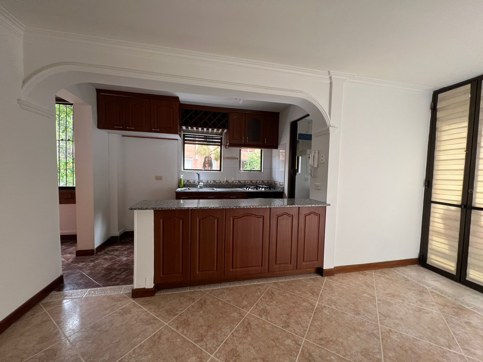 Apartamento en venta en Loma Linda, Envigado · foto 2 de 20